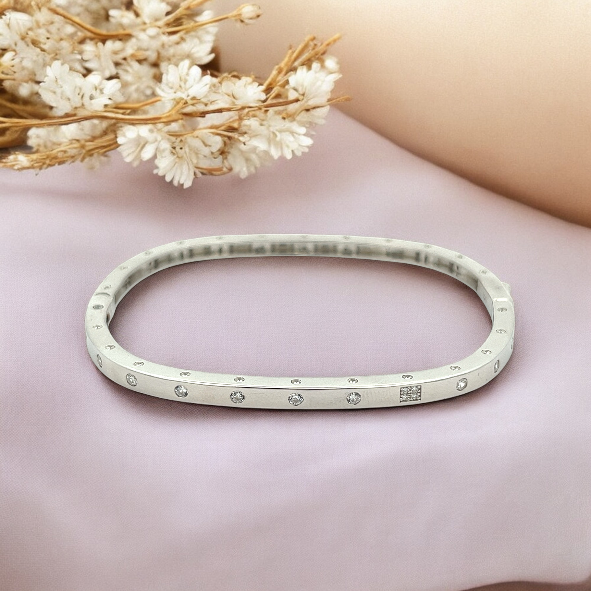 PurpleLuck Rehana 925 Silver Bracelet. Dainty and Luxurious bracelet for Women and girls. Charming gift for Wife and Sister