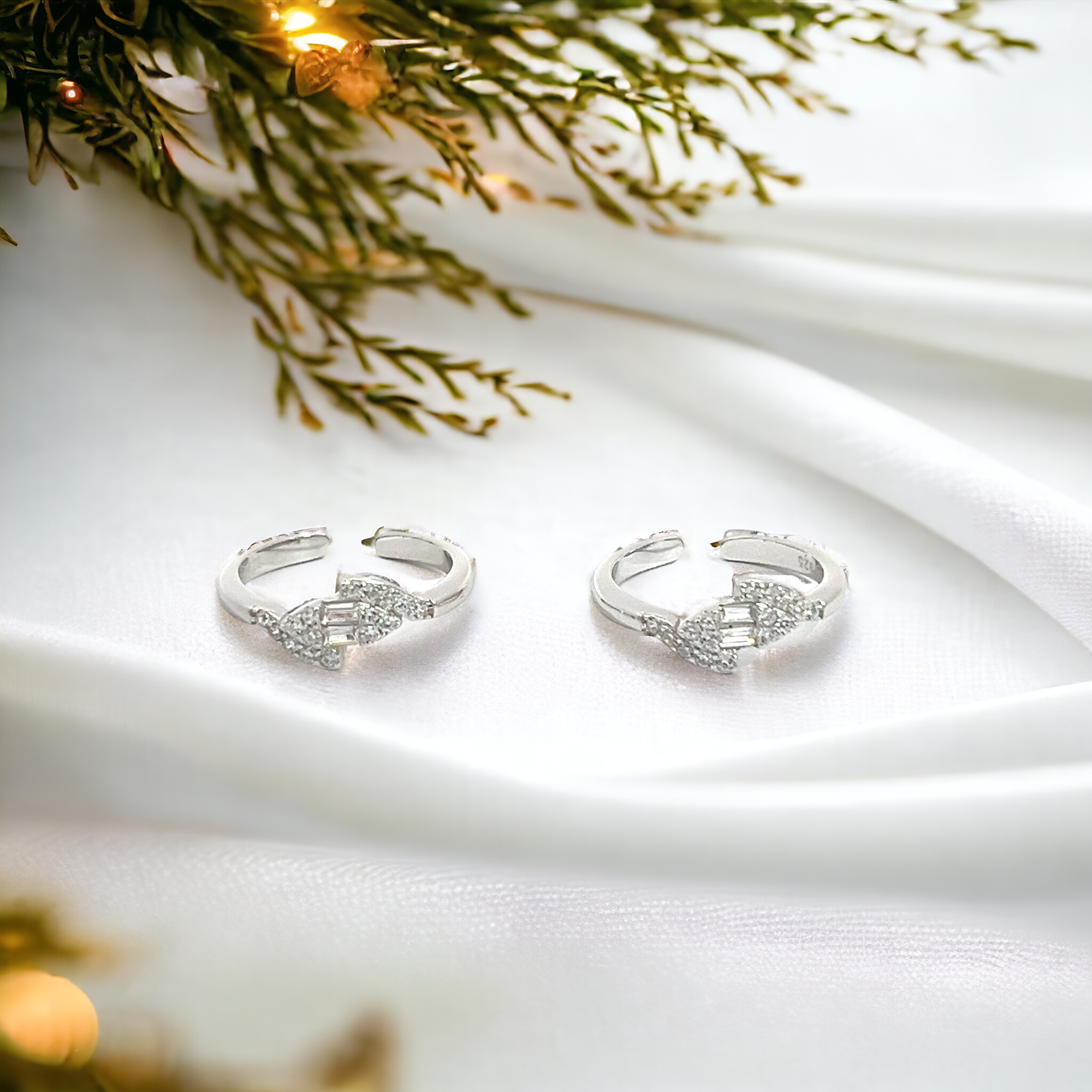Purpleluck Hansika 925 Silver Toe Rings. Simple and Elegant daily wear Indian Jewellery for Women