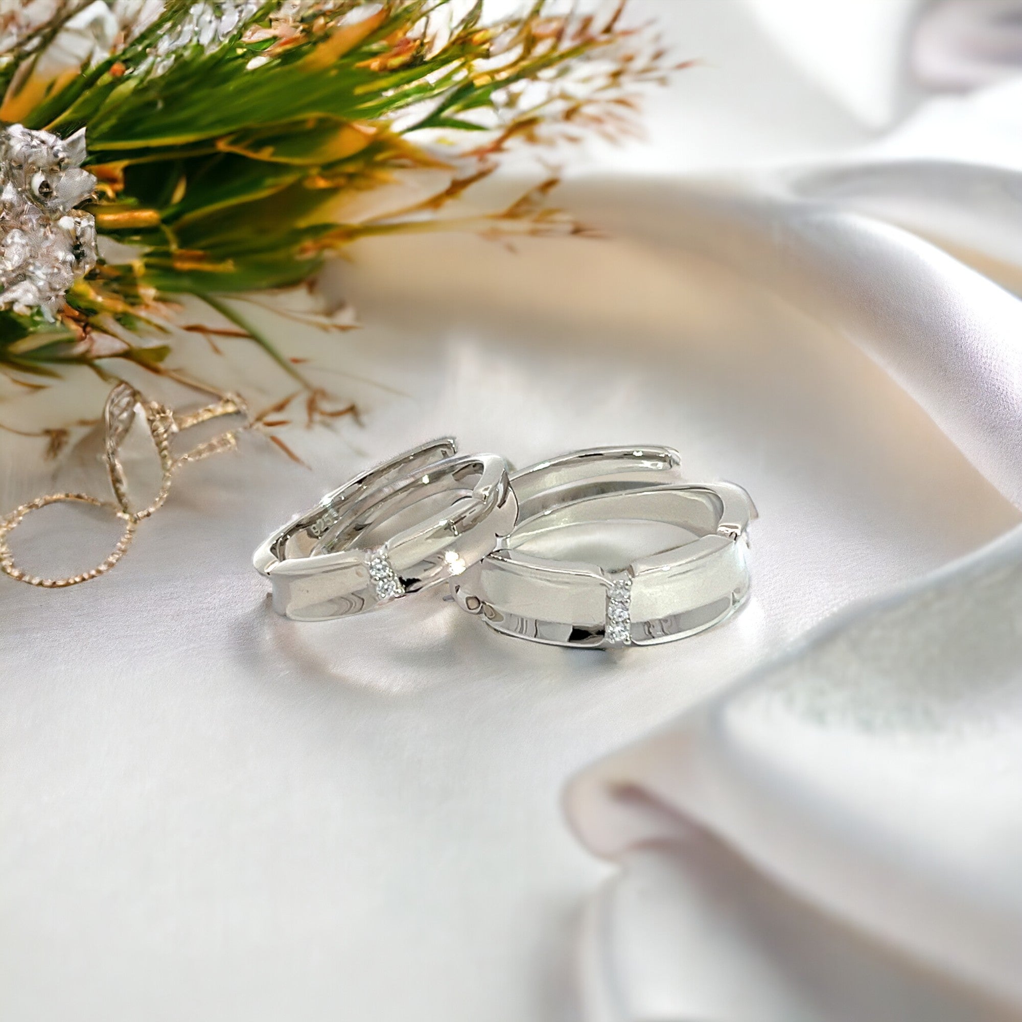 PurpleLuck Love Birds Silver Couple Rings. Sterling Silver Romantic gift for Him and Her. Perfect for valentines and Anniversary Gift.