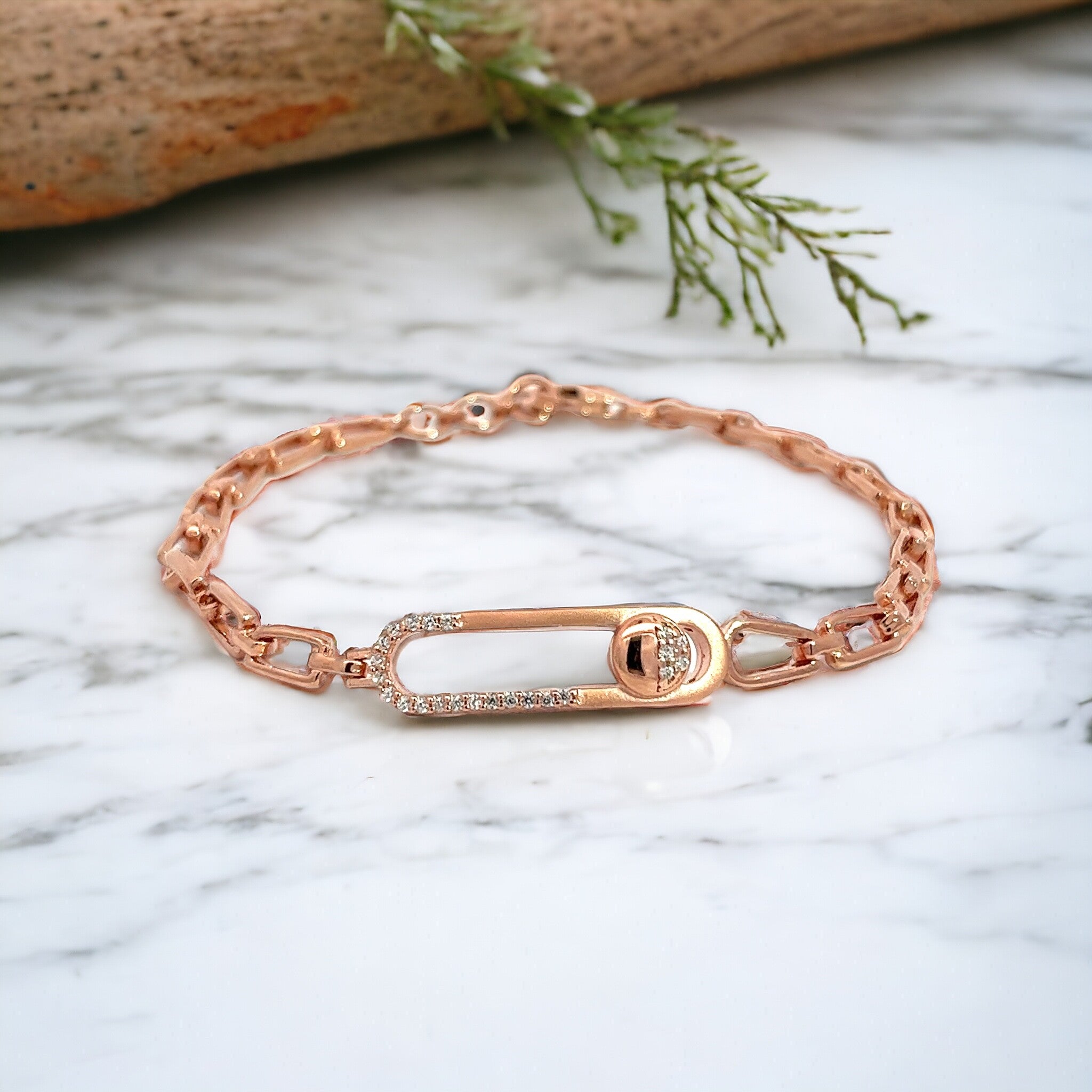 Purpleluck Minissha 925 Silver Bracelet in Rose Gold Plating. Elegant charm bracelet for Women and girls. Ideal Gift for girlfriend.