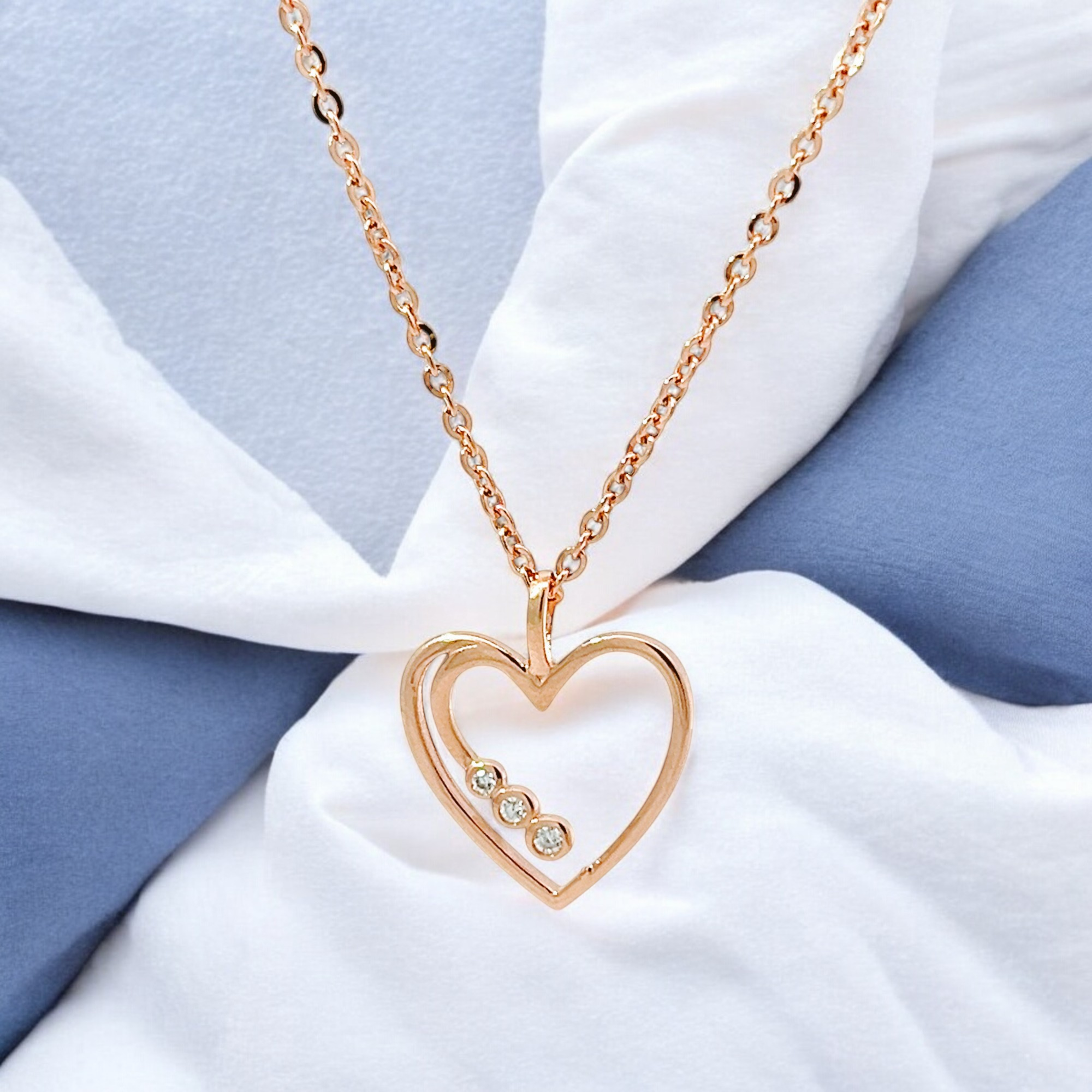 PurpleLuck Zendaya 925 Silver Heart Pendant with roe gold plating Perfect for girlfriend and wife for Valentines day and anniversaries