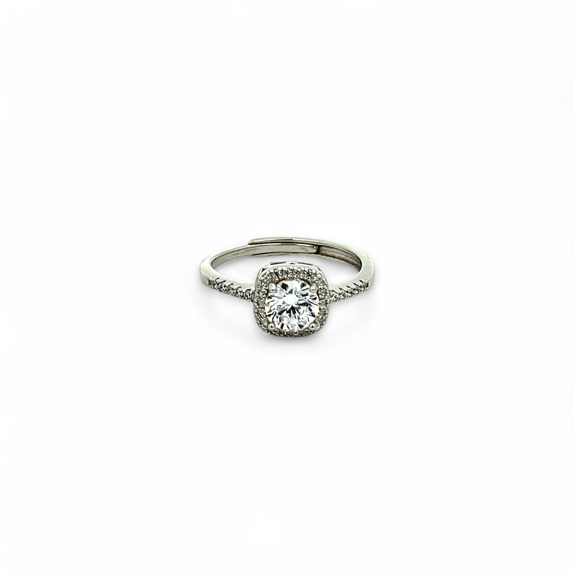 PurpleLuck Laura Silver Solitaire Ring