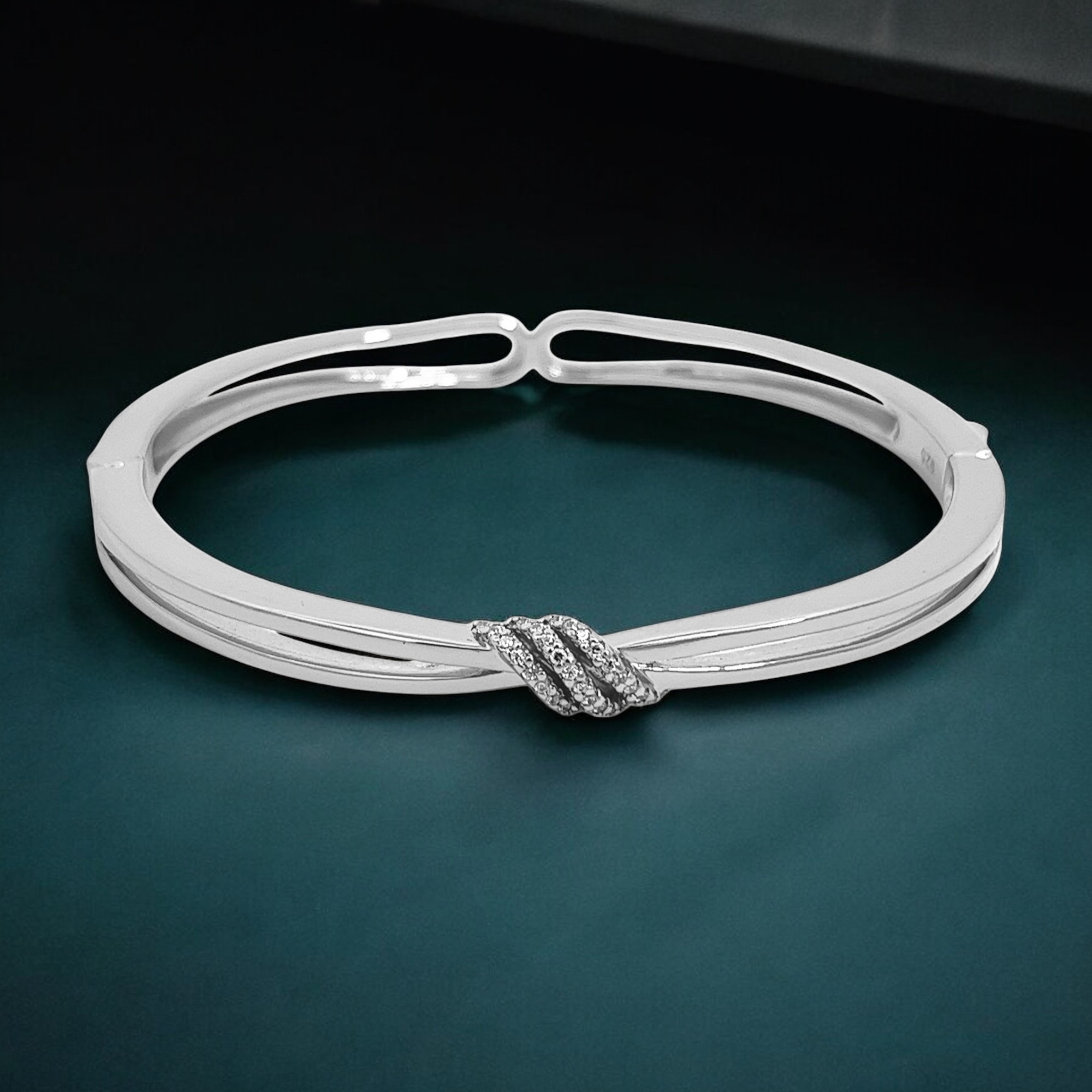 PurpleLuck Vanessa 925 Silver Bracelet. Dual sided festive wear bracelet for women and girls