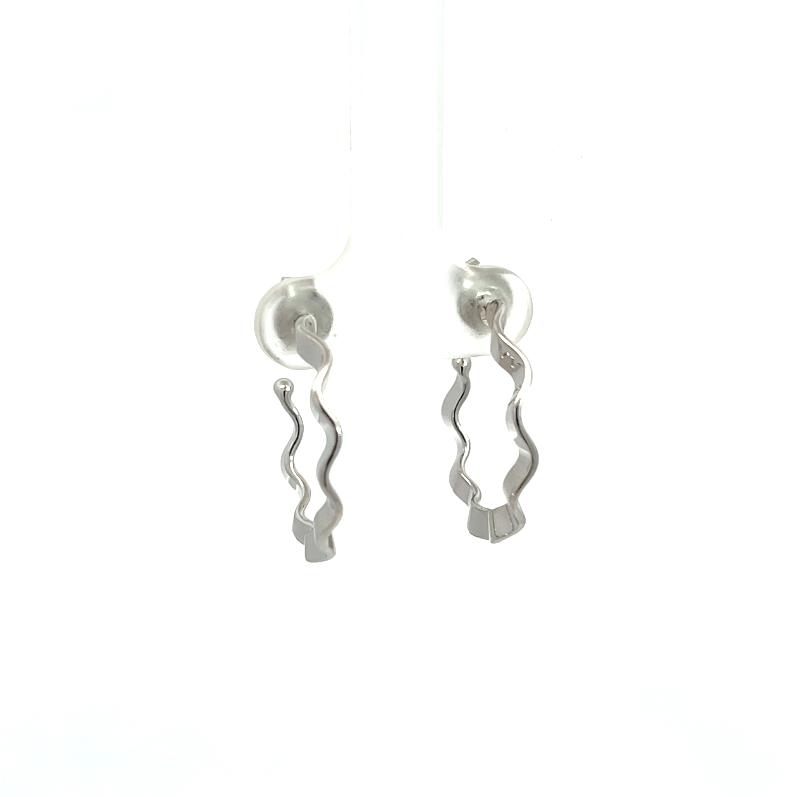 Purpleluck Ribbed radiance 925 Silver Earrings for girls. Daily wear lightweight hoop earrings