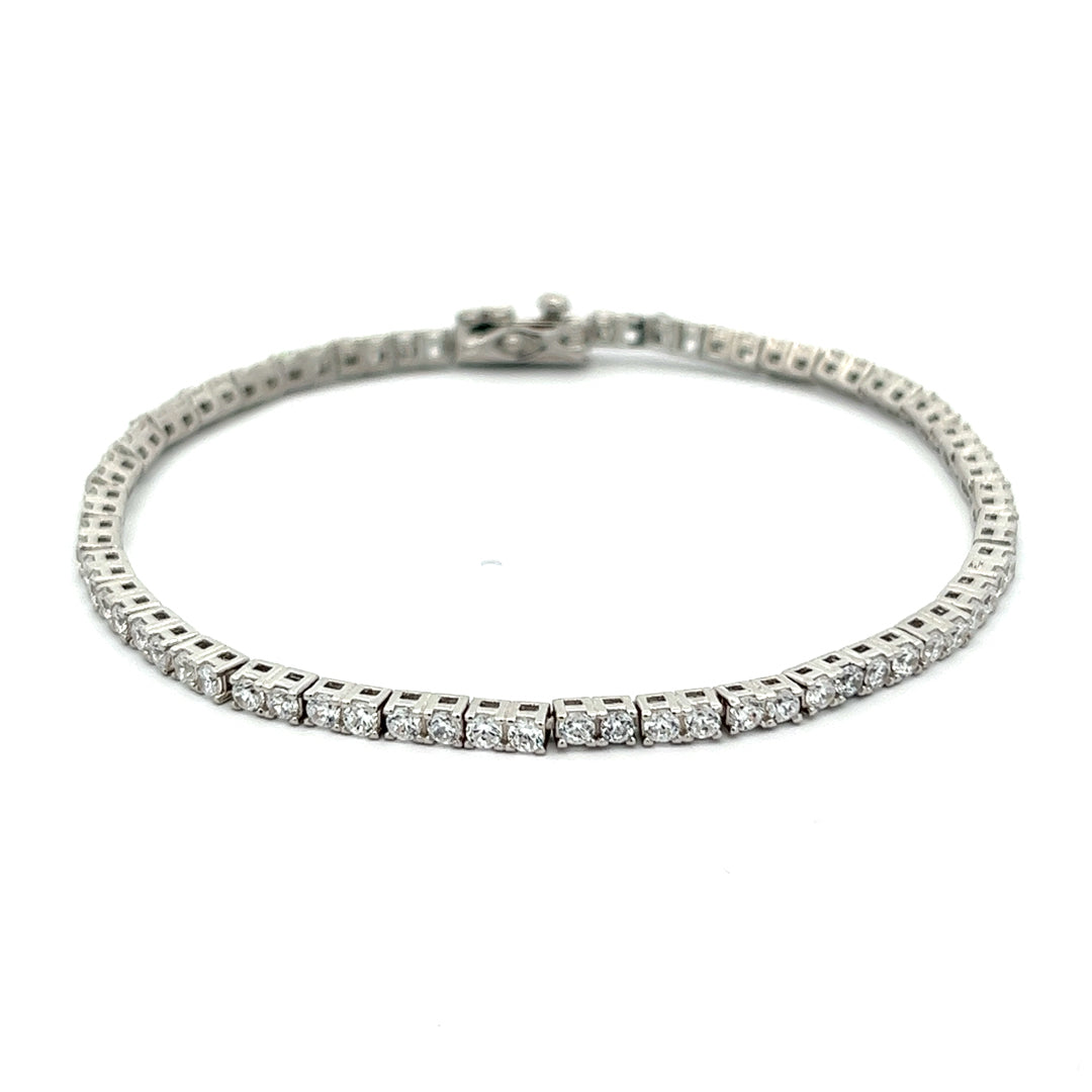PurpleLuck Lisa Silver Tennis Bracelet. Sterling Silver Sleek and elegant bracelet for women and girls