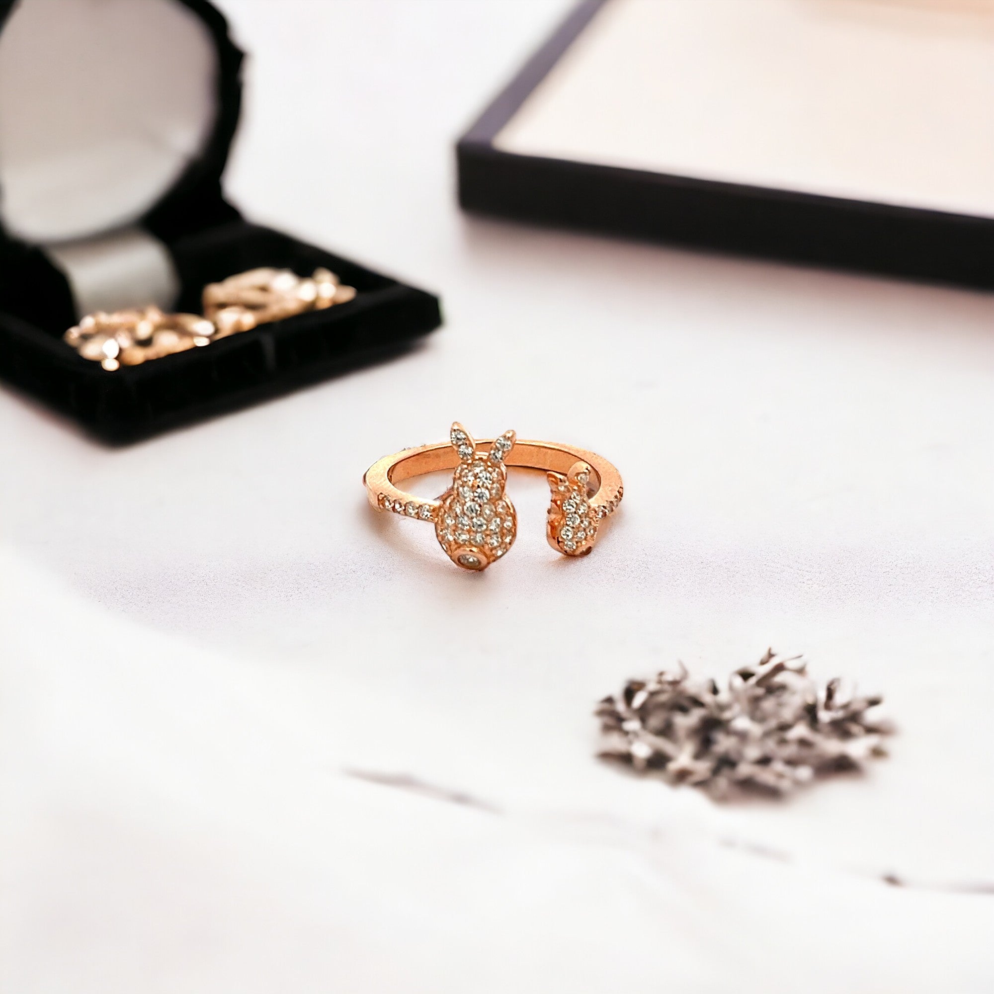  PurpleLuck Playboy Rose Gold Ring. Sterling Silver Charming and elegant ring for women and girls. Perfecting for gifting