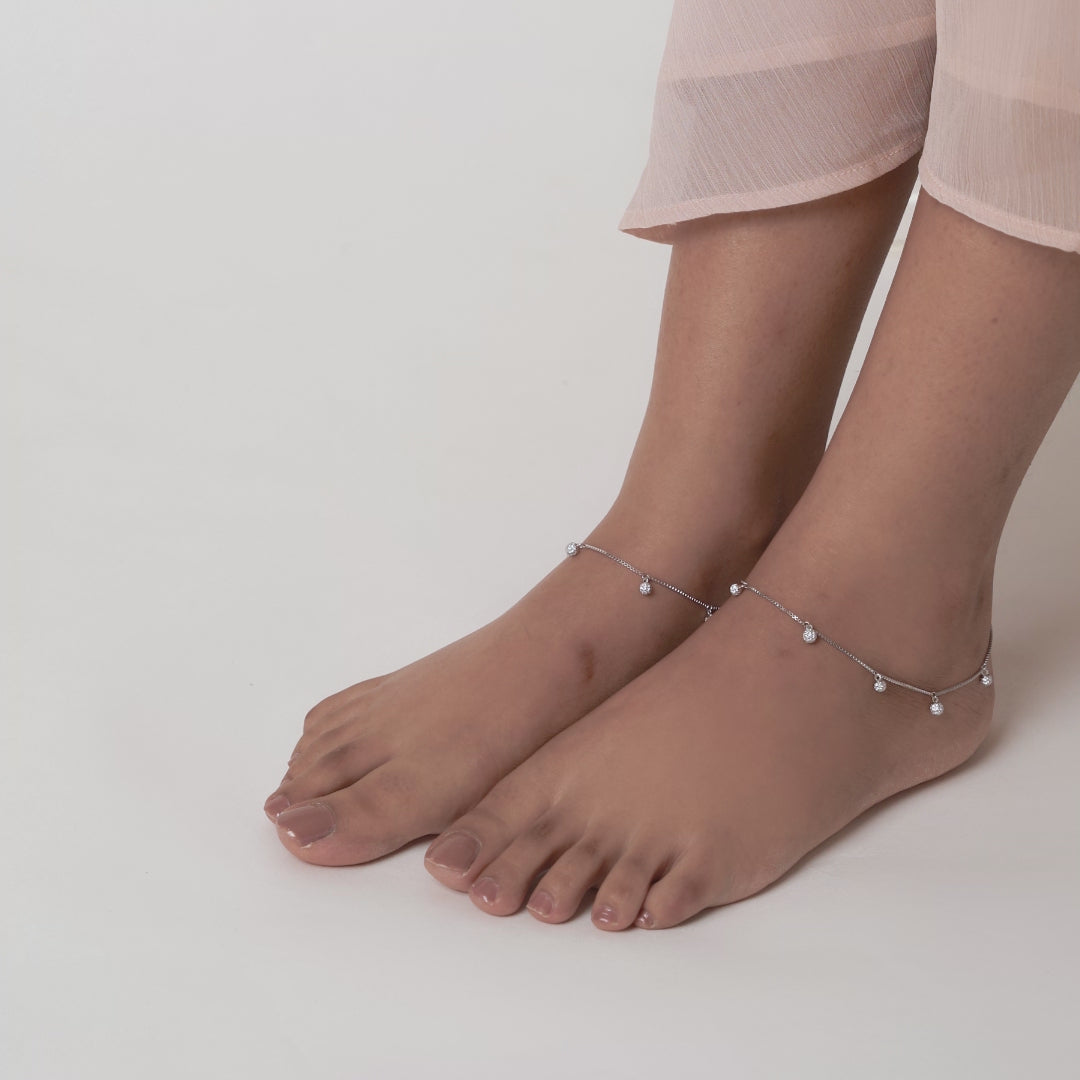 PurpleLuck Genelia Silver Anklet. Sterling Silver trendy and modern ankle jewellery for women and girls. Festive wear adjustable anklet