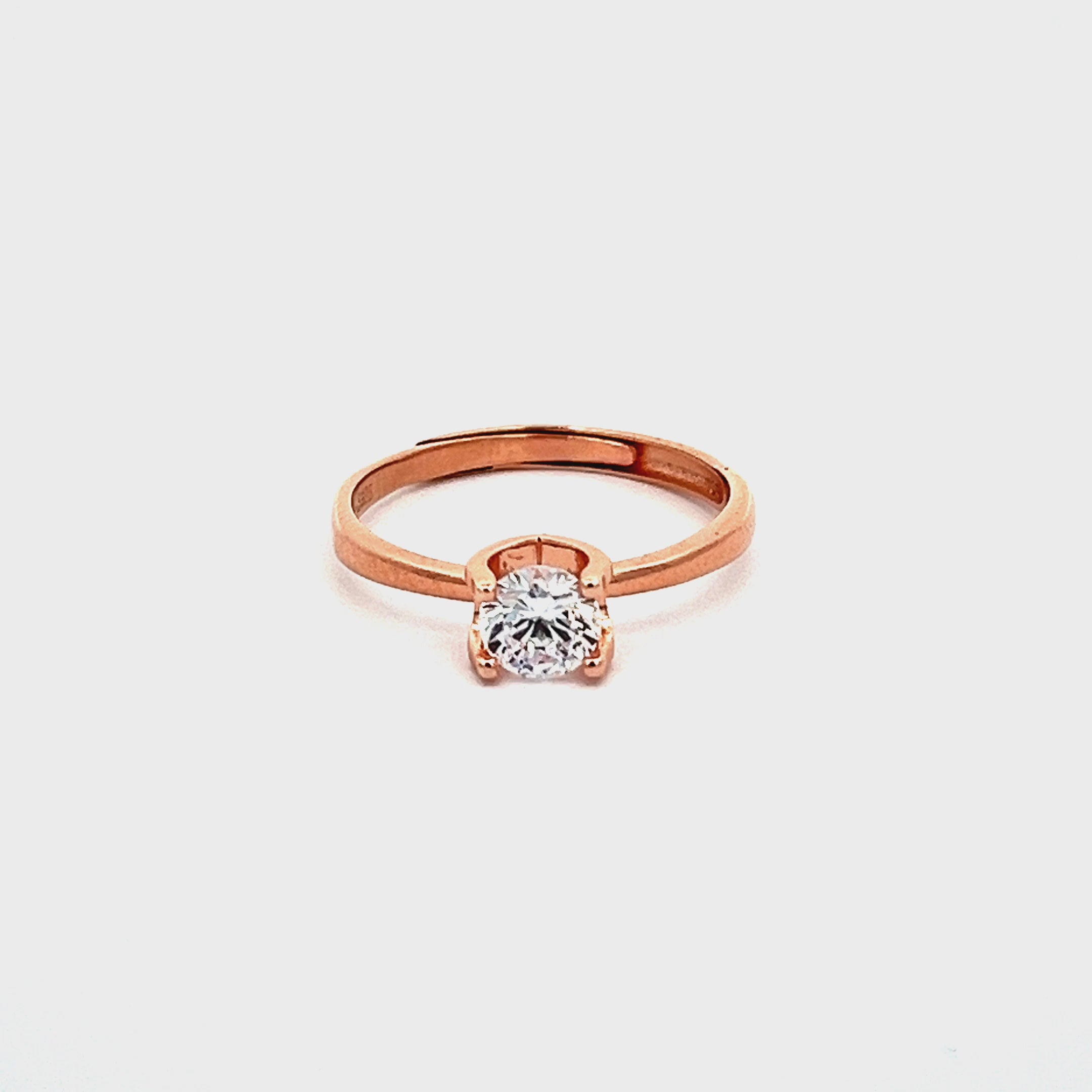 PurpleLuck Zoey 925 Silver Solitaire Ring in rose gold plating. Adjustable design and charming gift for wife and girlfriends