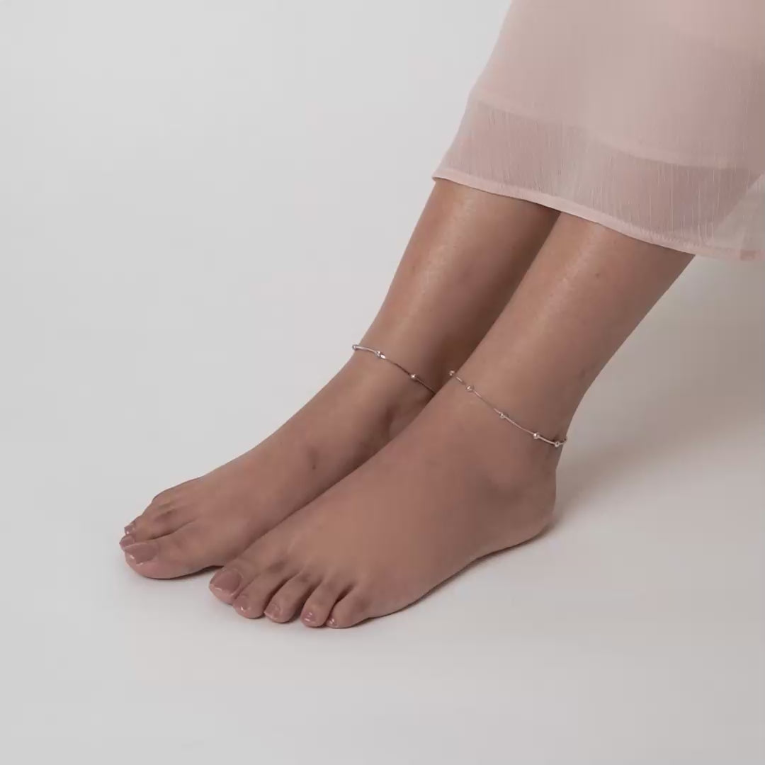 PurpleLuck Alyssa 925 Silver Anklet. Minimal sleek ankle jewellery for women and girls. Dainty single anklet