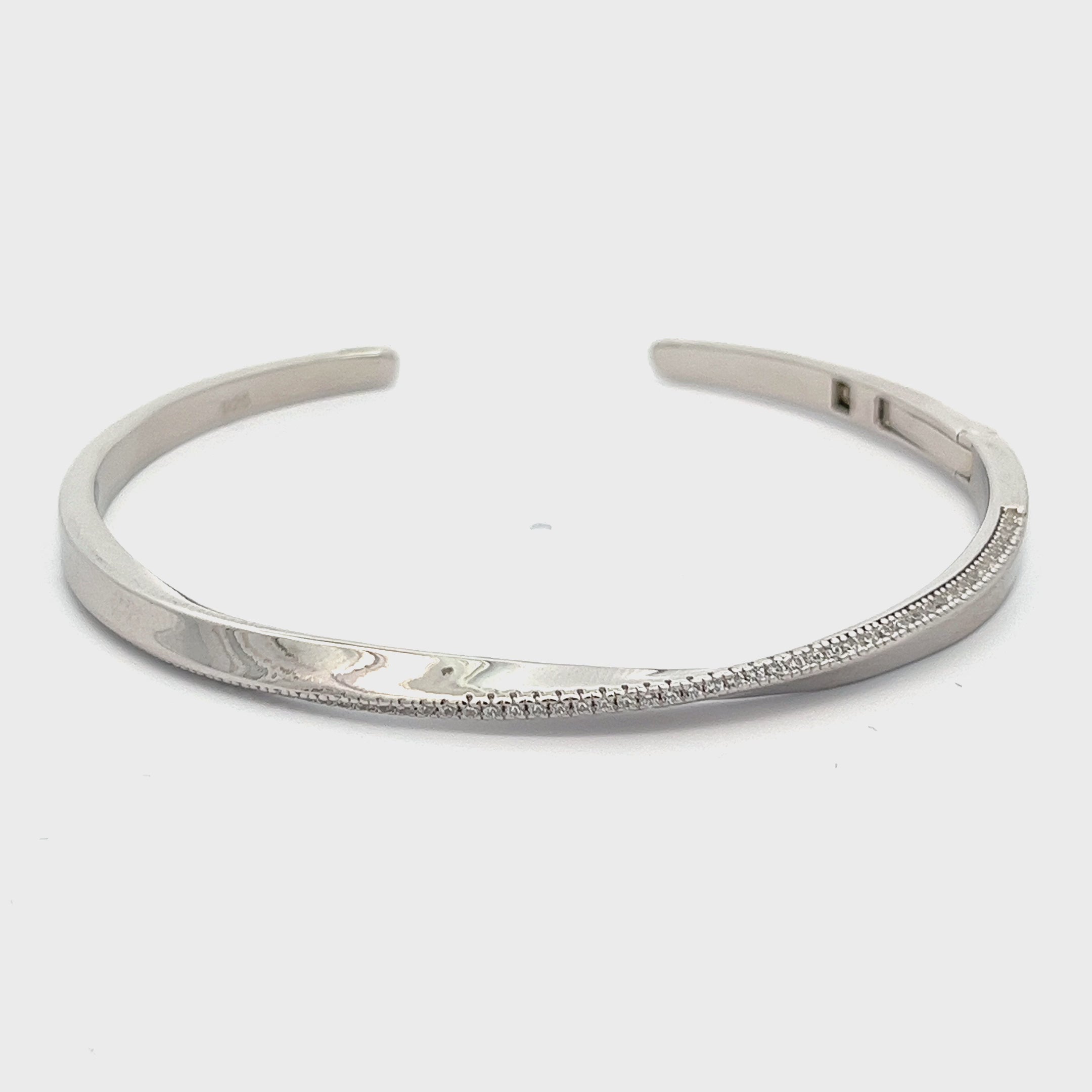 PurpleLuck Zubeida 925 Silver Bracelet.Wedding wear modern and elegant jewellery for women and girls