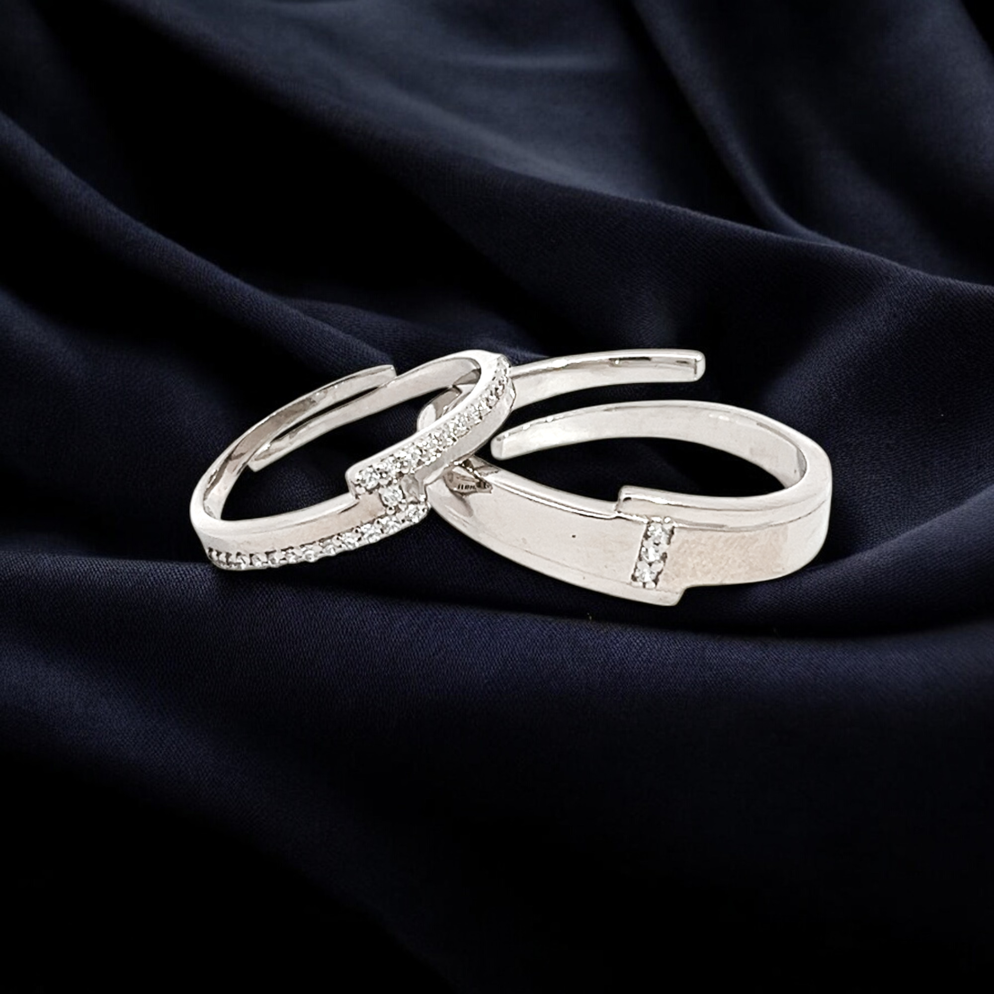 PurpleLuck Kendall Silver Couple Bands. Sterling Silver Gifting rings for man and women. Wedding gift, Anniversary gift