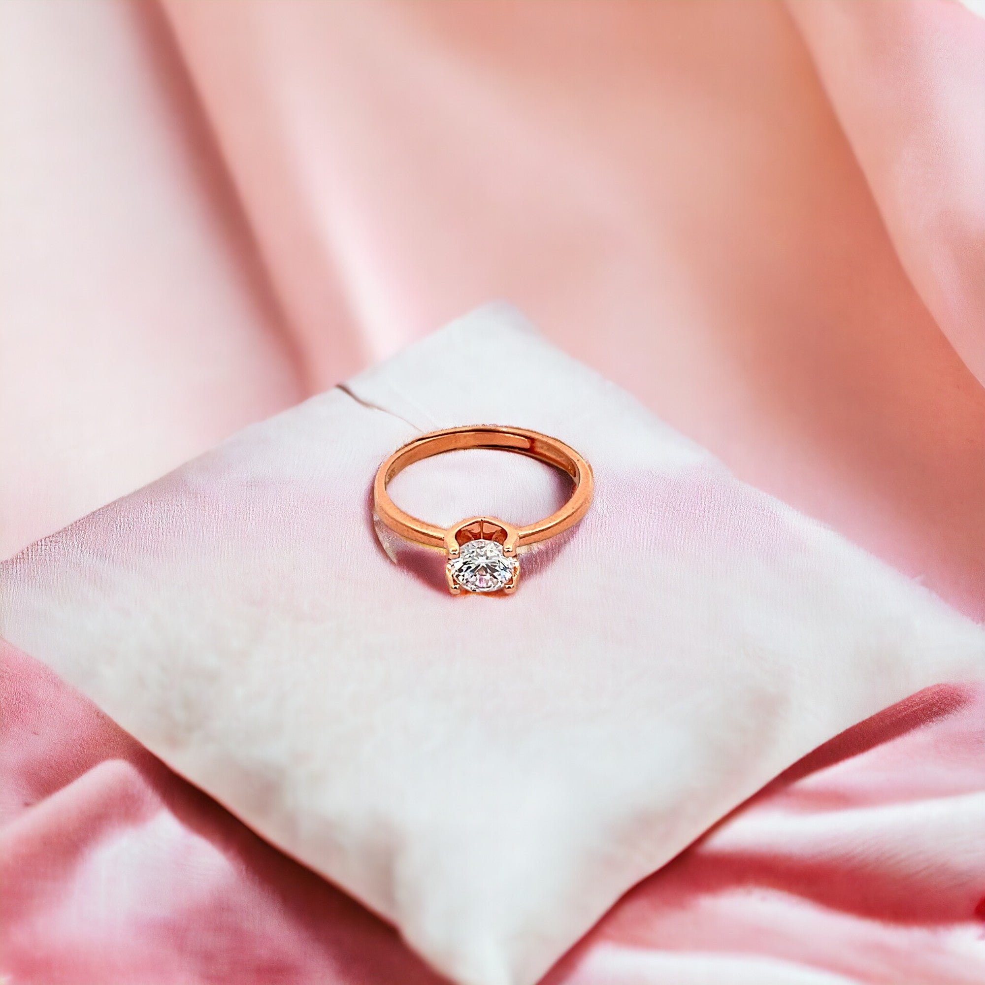 PurpleLuck Zoey 925 Silver Solitaire Ring in rose gold plating. Adjustable design and charming gift for wife and girlfriends