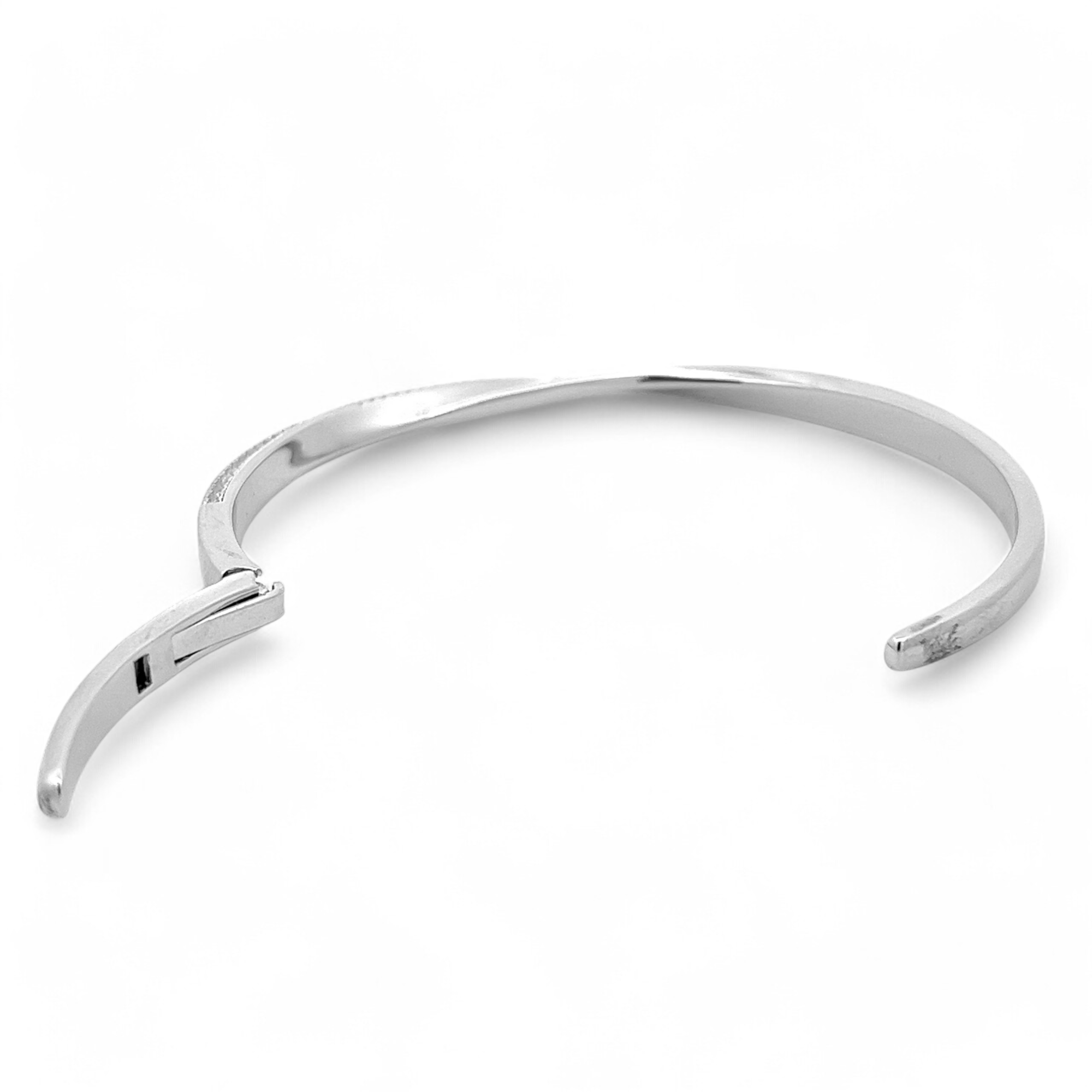 PurpleLuck Zubeida 925 Silver Bracelet.Wedding wear modern and elegant jewellery for women and girls